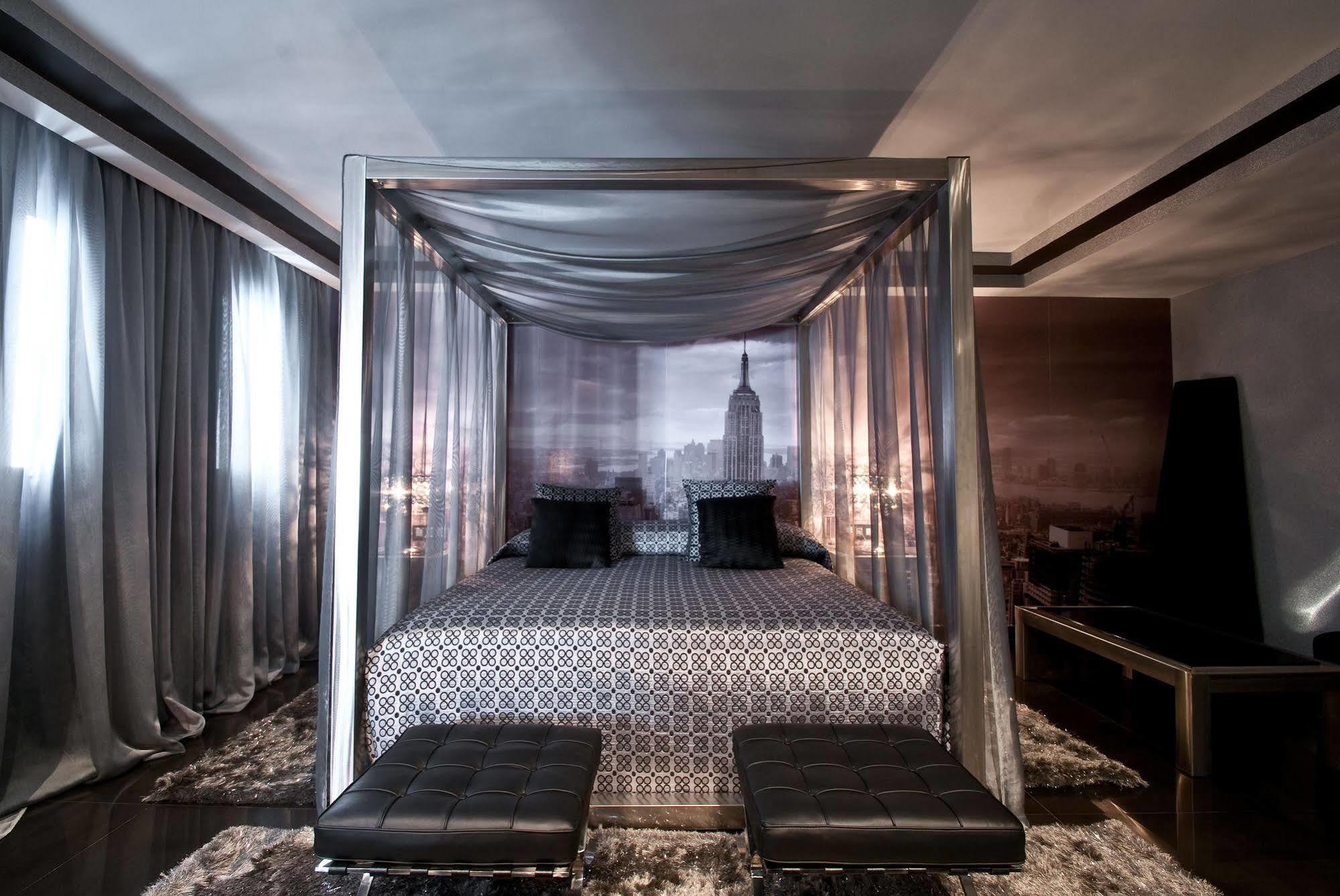 Hotel Infanta Leonor Écija Quarto foto